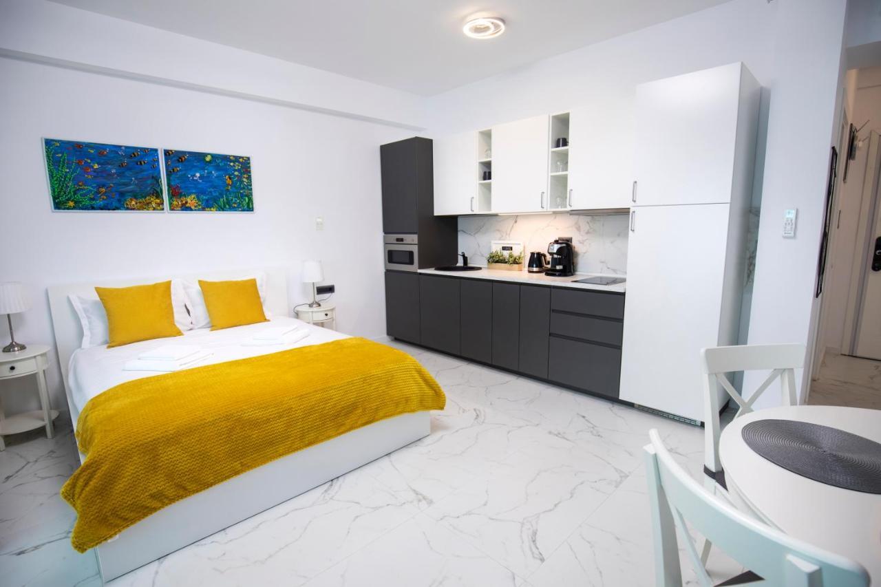 Infinite Sea View Studio Мамая Экстерьер фото